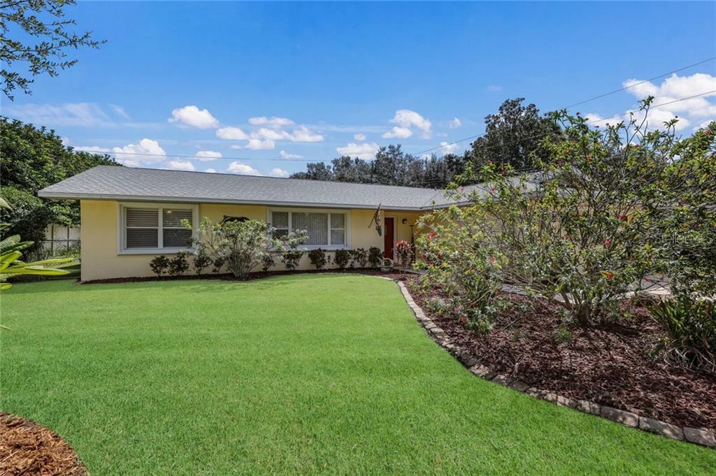 Property Photo:  1807 49th Street W  FL 34209 