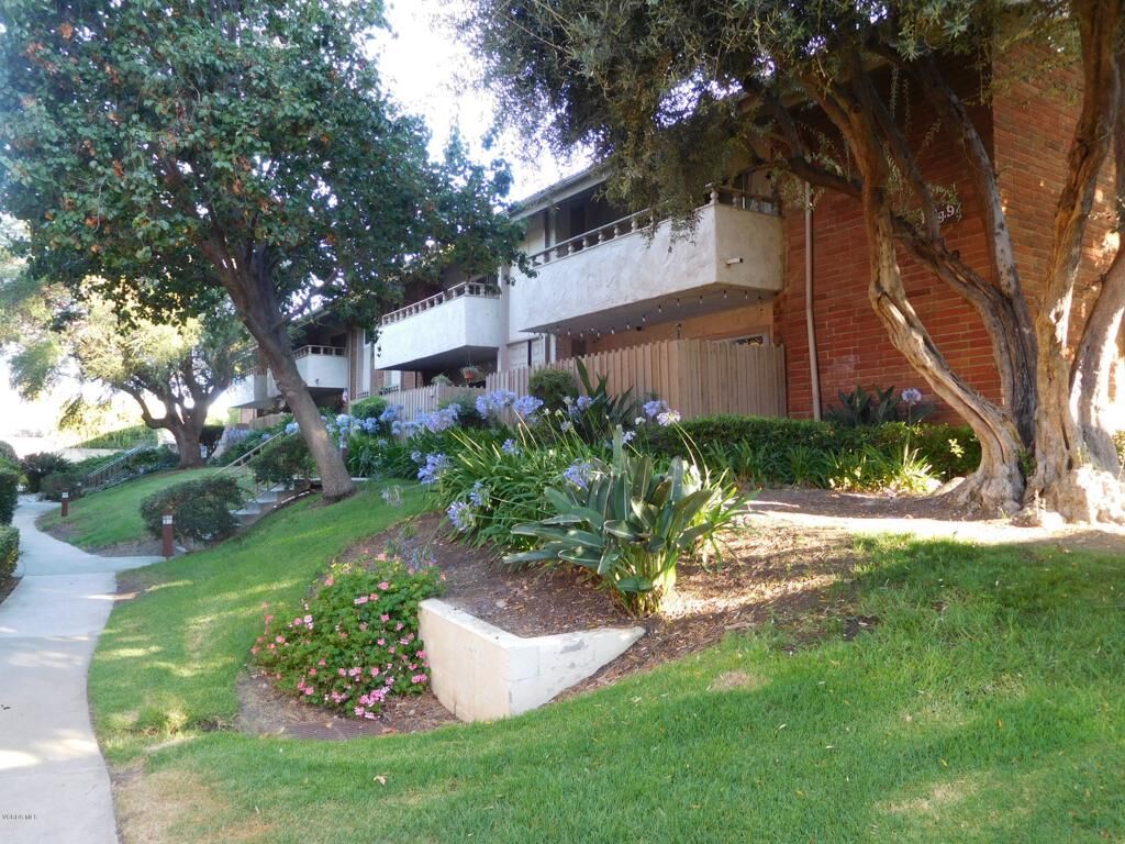 Property Photo: 31580 Agoura Road 8 CA 91361
