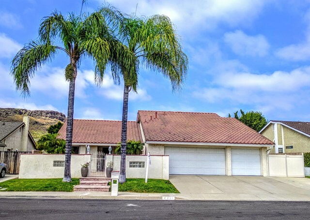 Property Photo:  711 Bluebonnet Court  CA 91360 