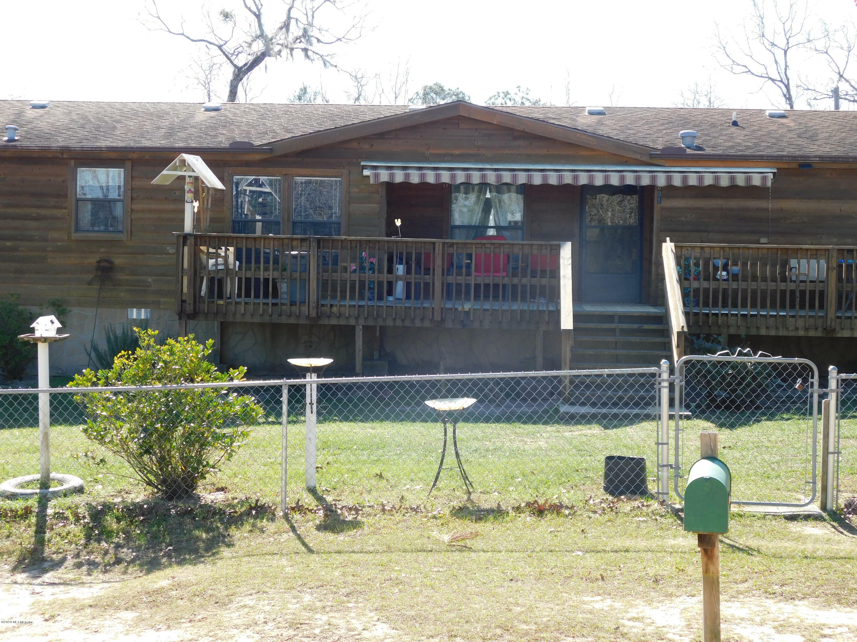 Property Photo:  1601 Drew Lane  FL 32148 