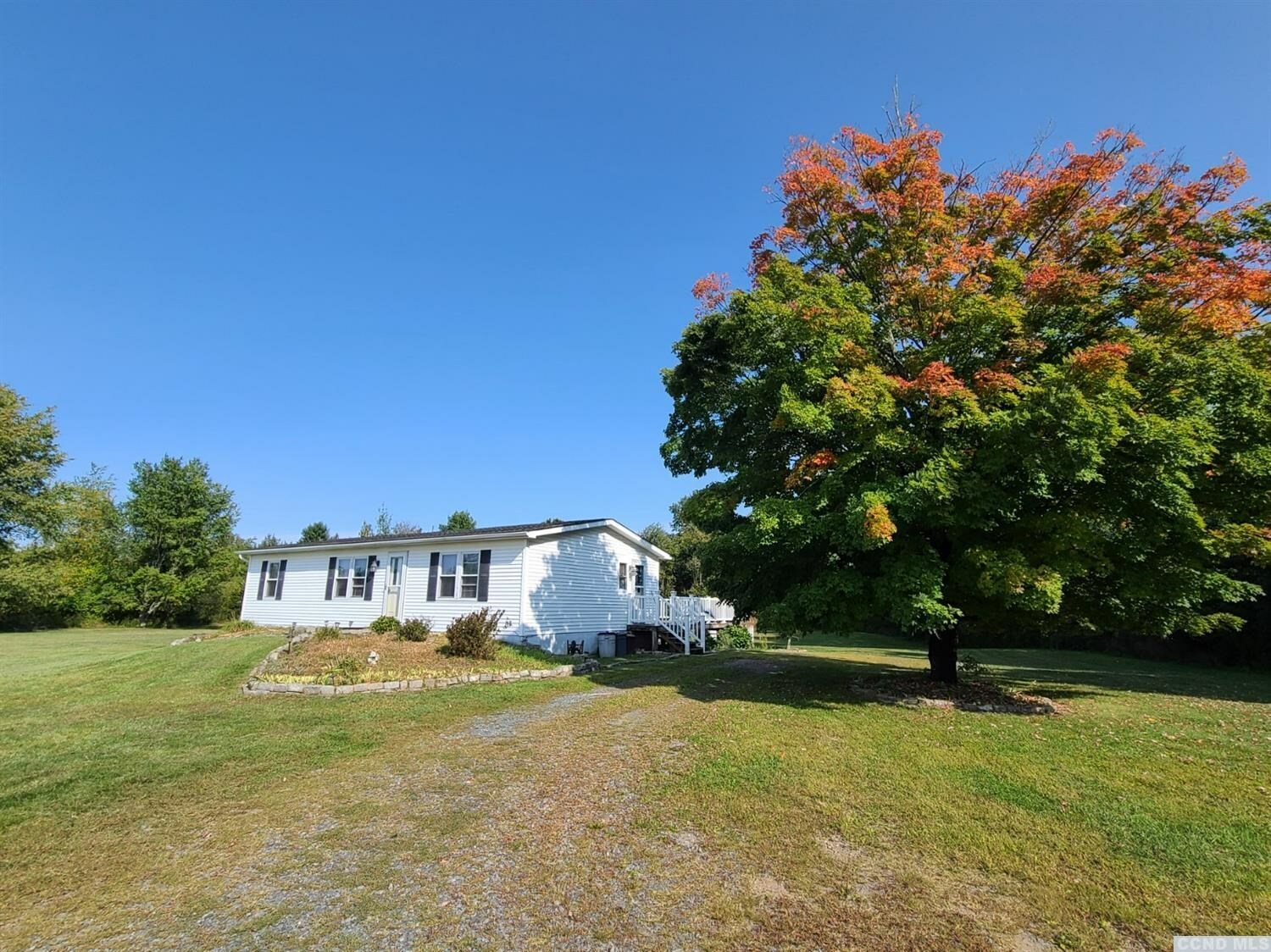 Property Photo:  565 County Route 19  NY 12534 