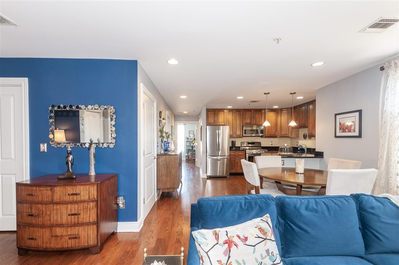 Property Photo:  544 28th St 303  NJ 07087 