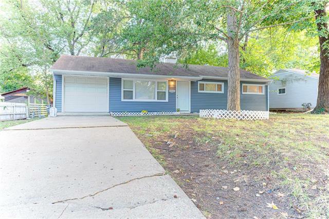 Property Photo:  11213 Corrington Avenue  MO 64134 