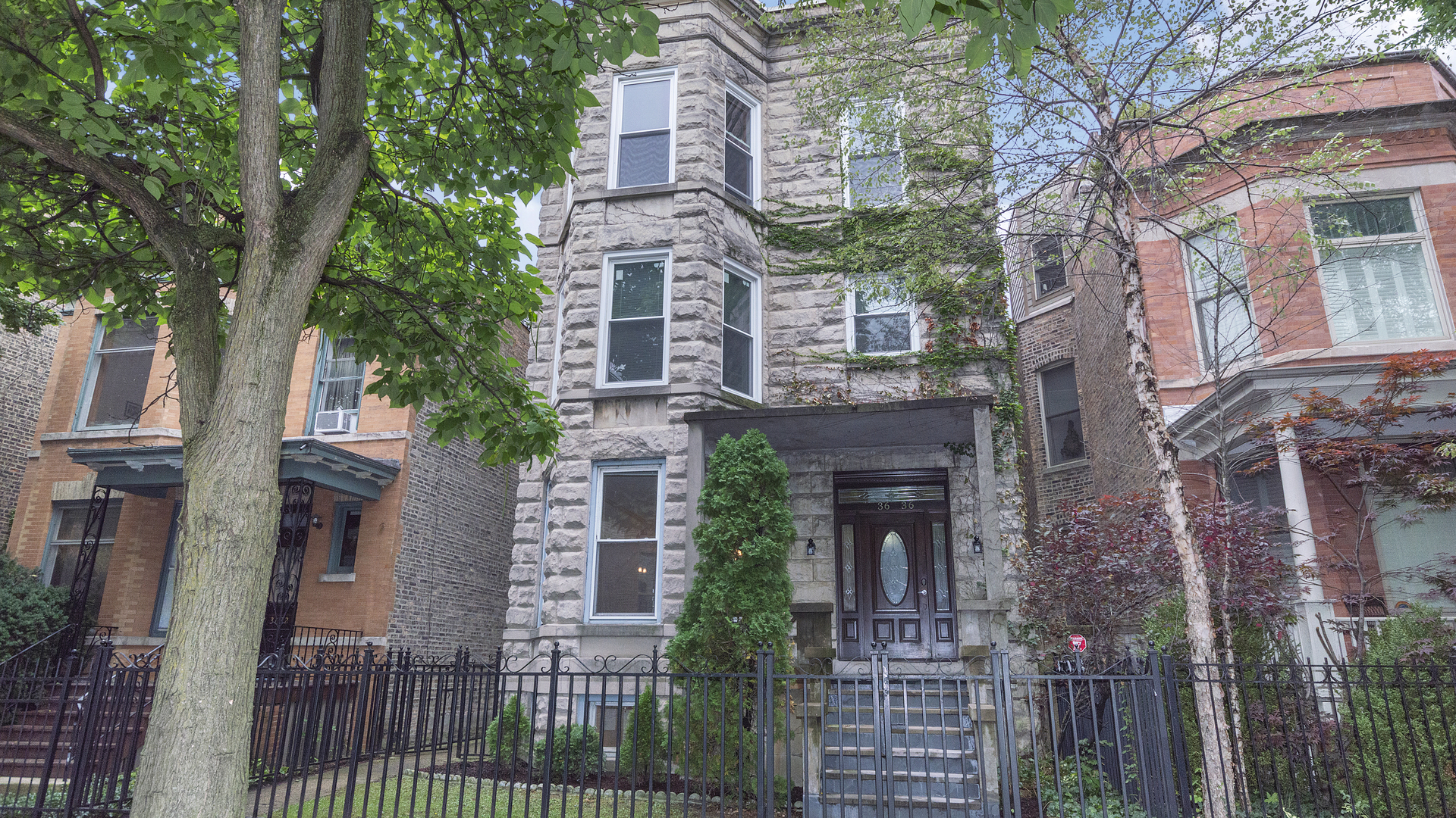 Property Photo: 3636 North Racine Avenue IL 60613