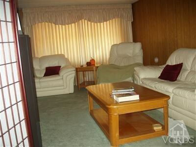 Property Photo:  130 Lantana Way 130  CA 93004 