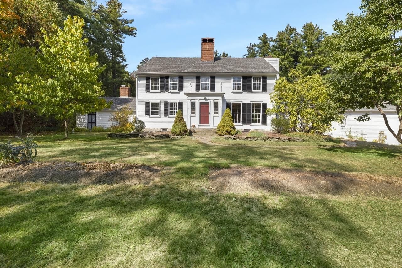 Property Photo: 242 General Miller Highway NH 03084