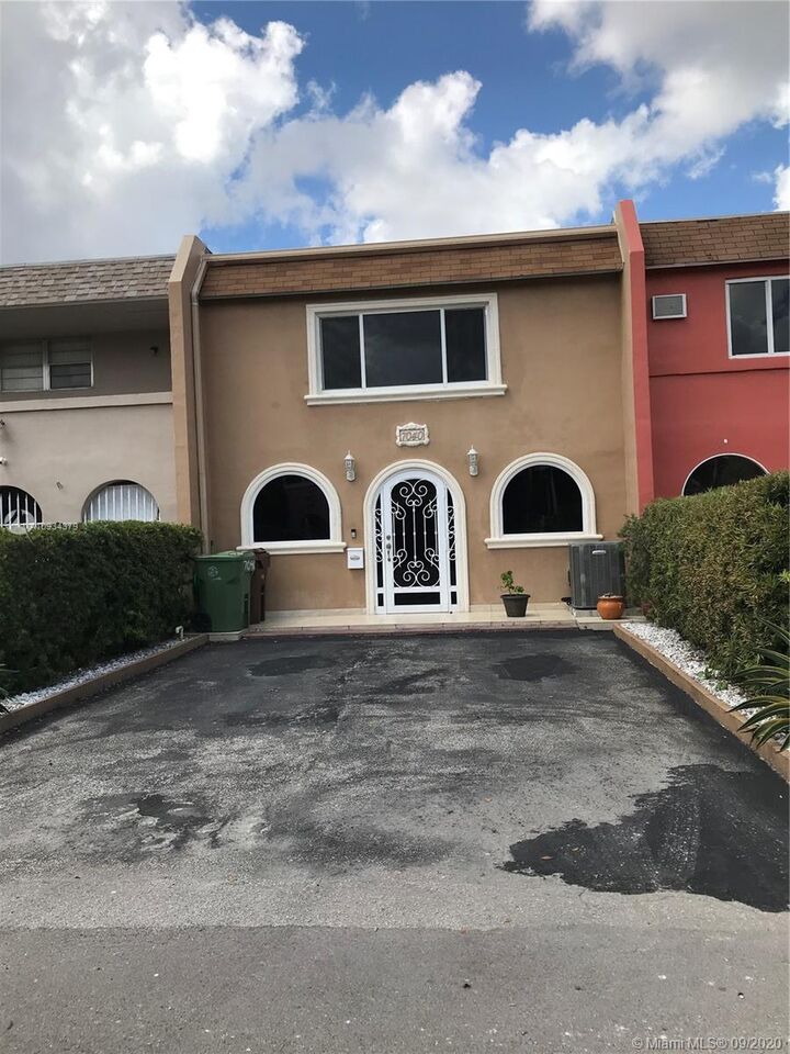 7040 W 2nd Ln  Hialeah FL 33014 photo