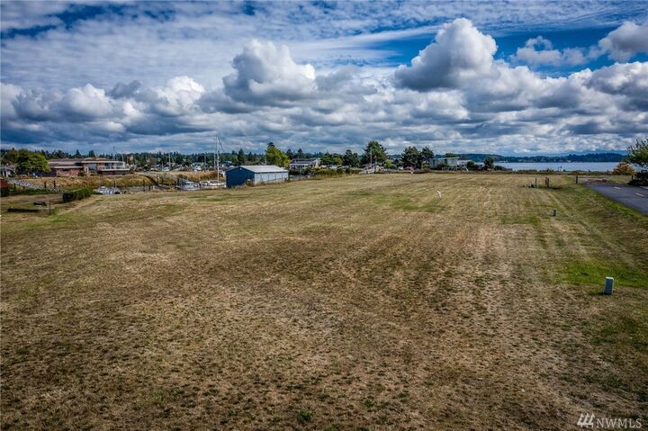 Property Photo: 5640 Nakat Wy WA 98230