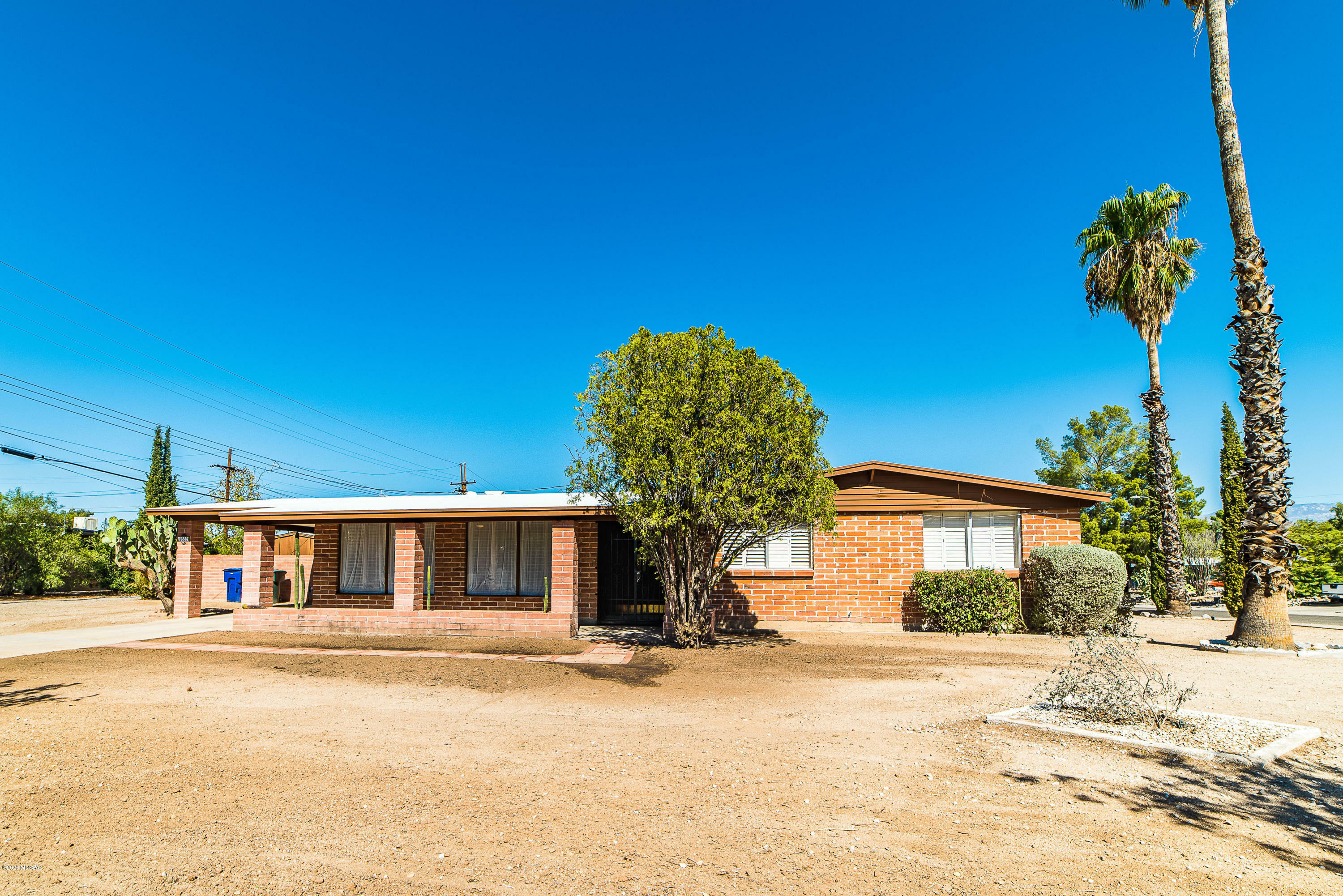 Property Photo:  8555 E Kenyon Drive  AZ 85710 