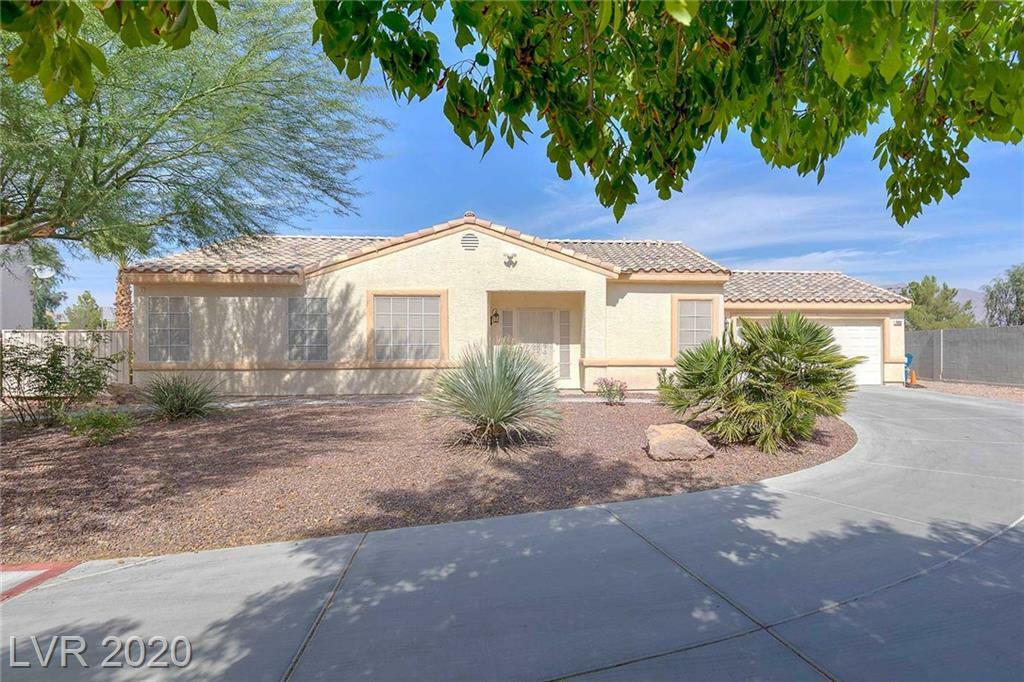 Property Photo: 7932 Horn Tail Court NV 89131