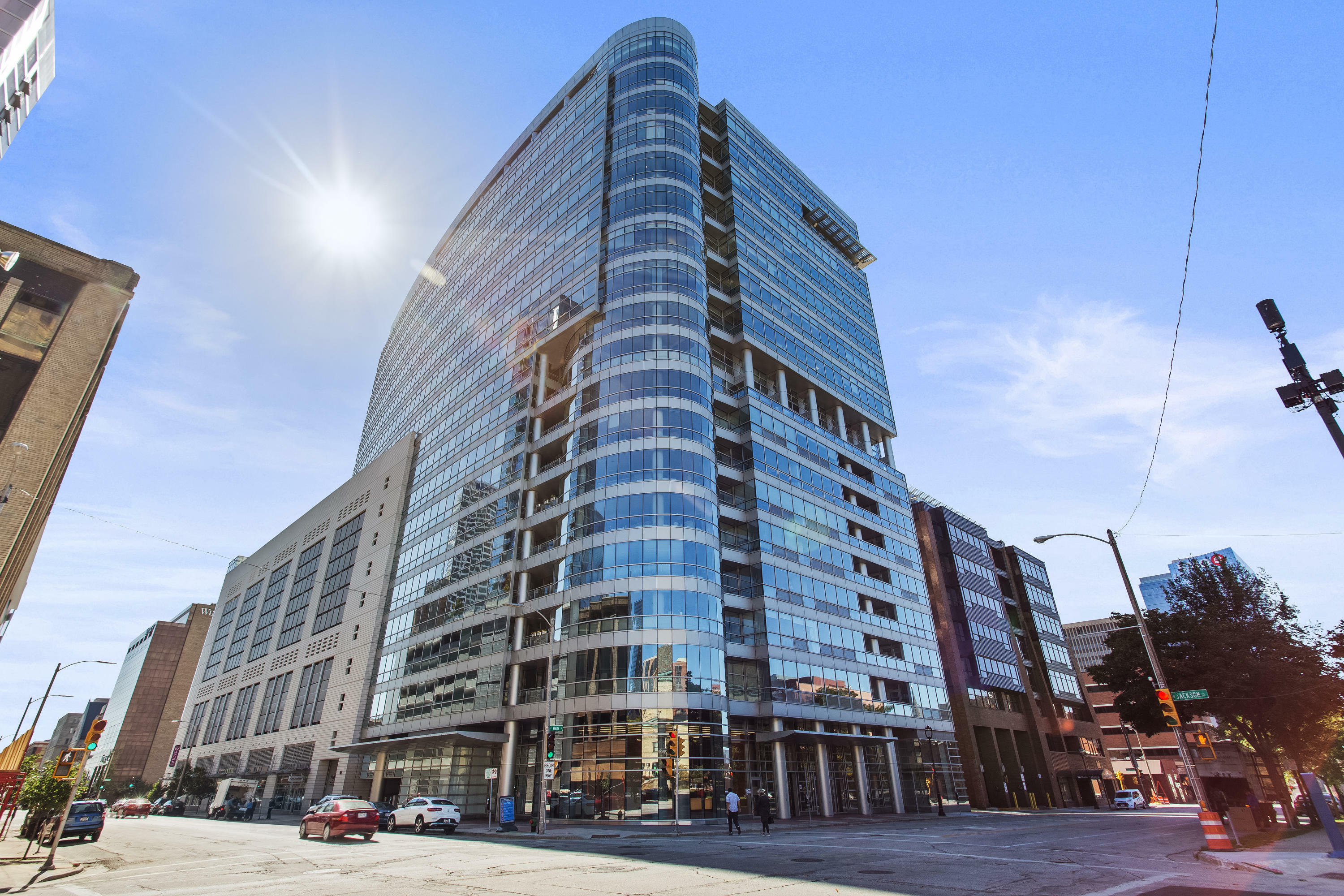 Property Photo: 545 E Wells St 302 WI 53202