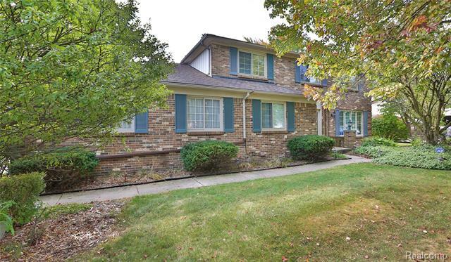 Property Photo: 1591 Caliper Drive MI 48084