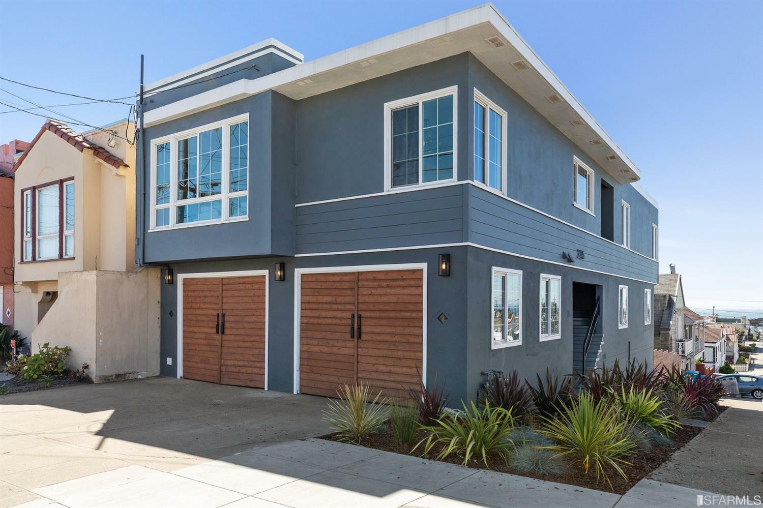 Property Photo:  2215 Rivera Street  CA 94116 