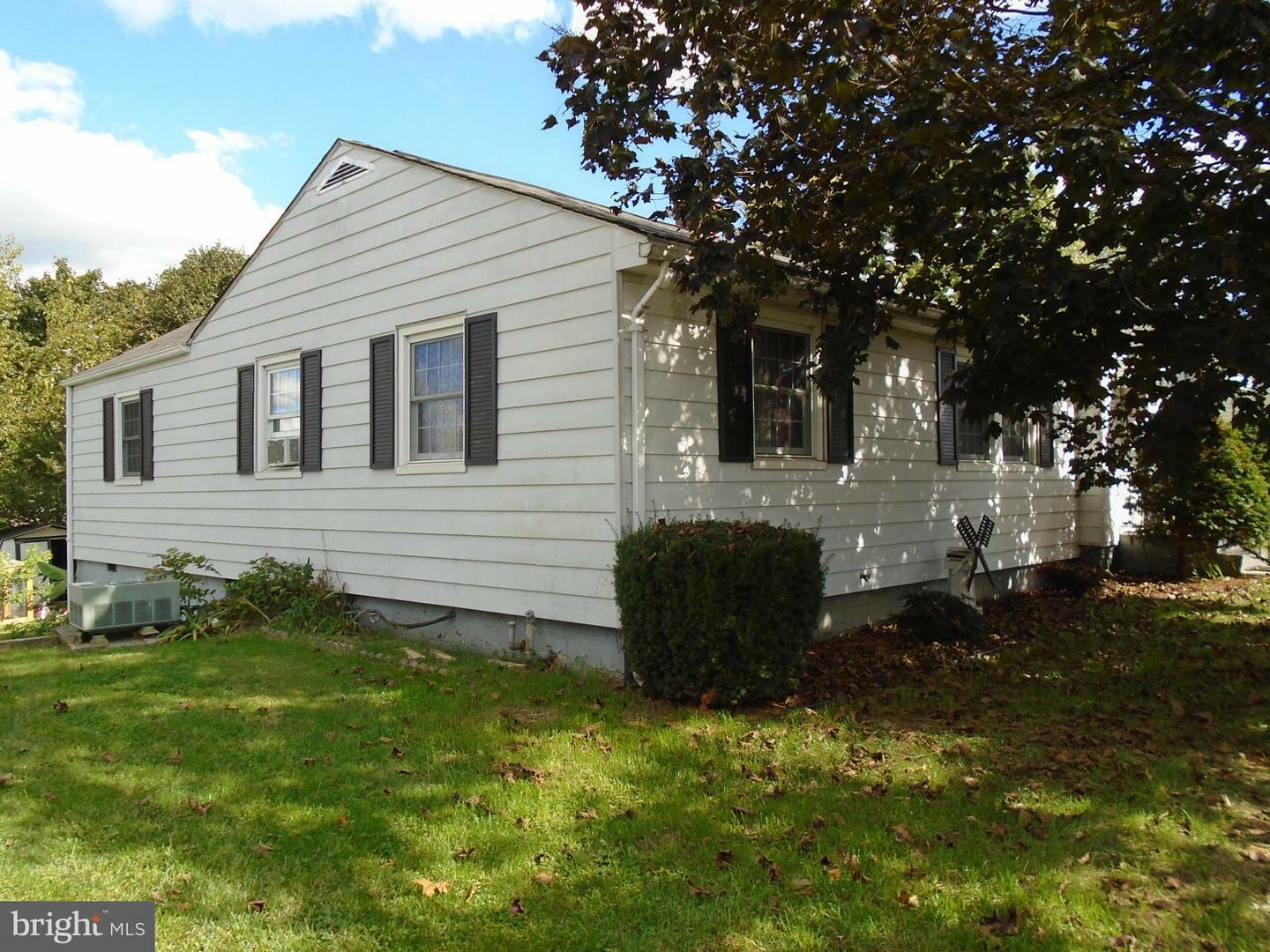 Property Photo:  111 Reymann Street  WV 25438 