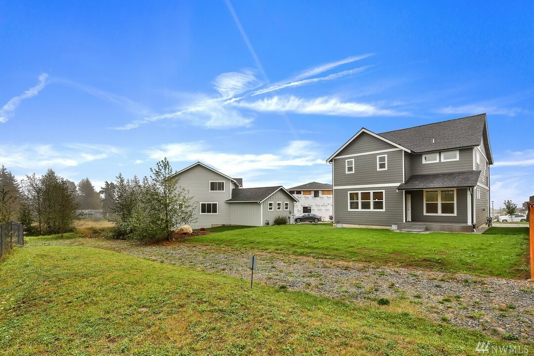 Property Photo:  5604 Clearview Dr  WA 98248 