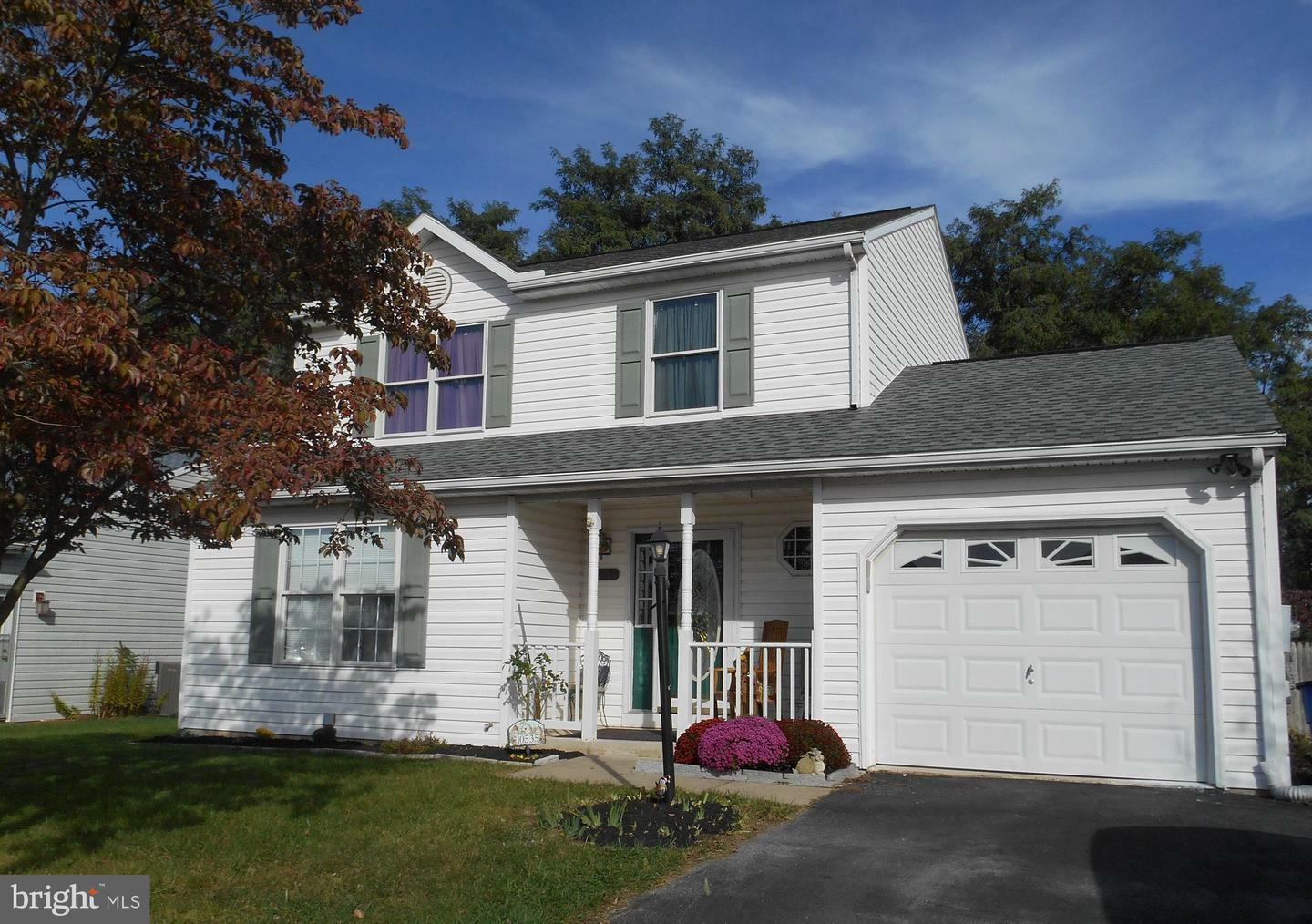Property Photo: 10535 Bushwillow Way MD 21740