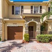 Property Photo:  22120 SW 93 Rd Pl  FL 33190 