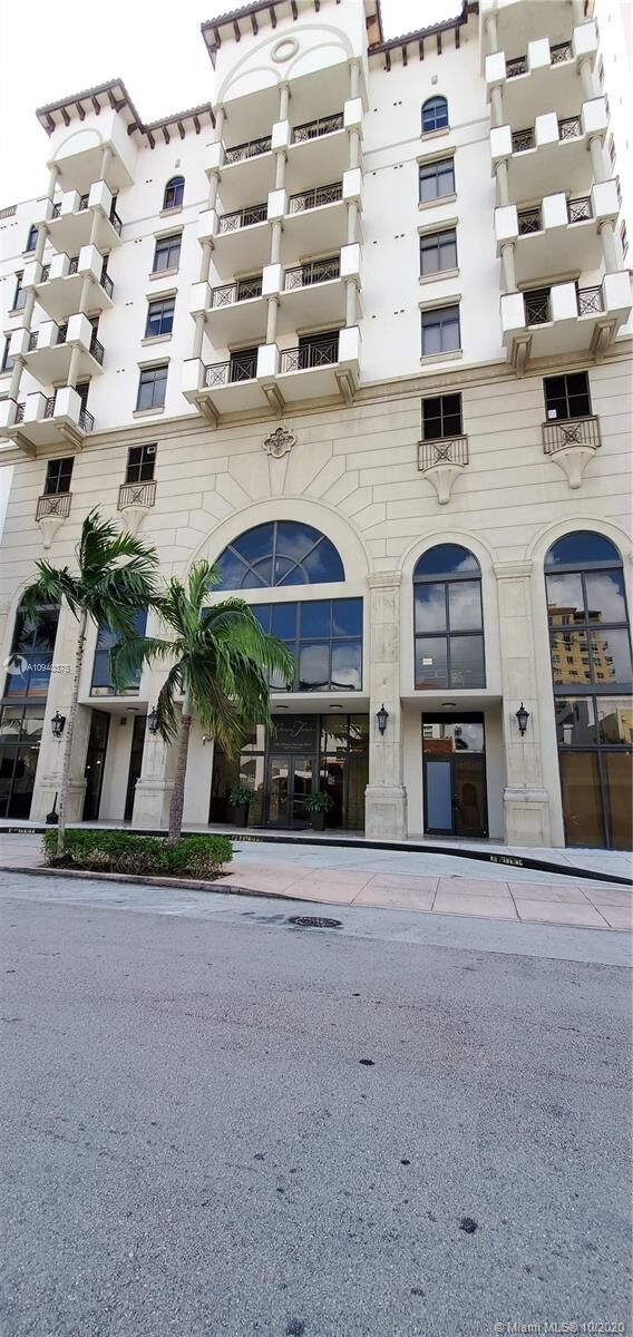 Property Photo:  1805 Ponce De Leon Blvd 718  FL 33134 