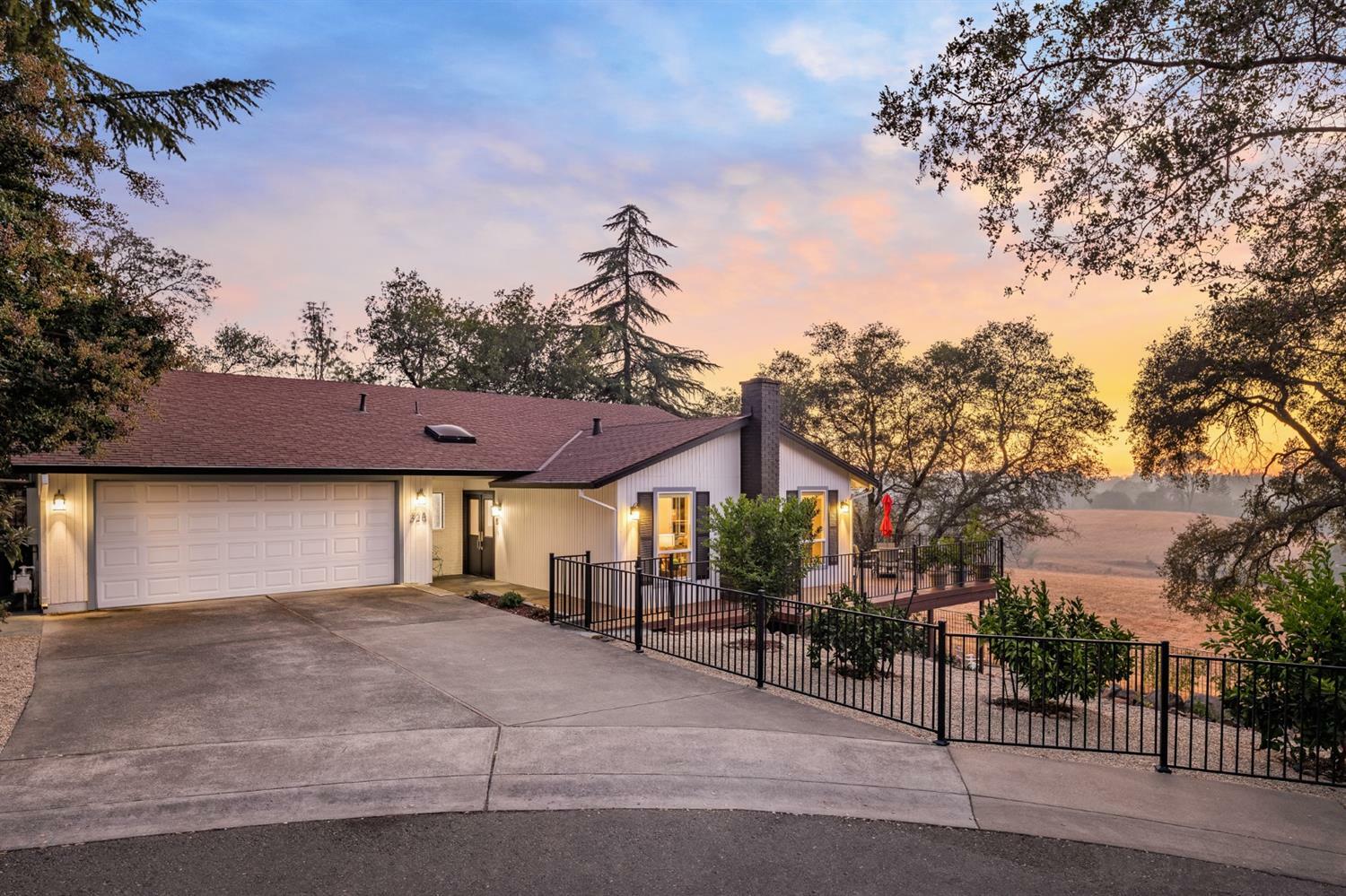 Property Photo: 328 Forest Court CA 95603