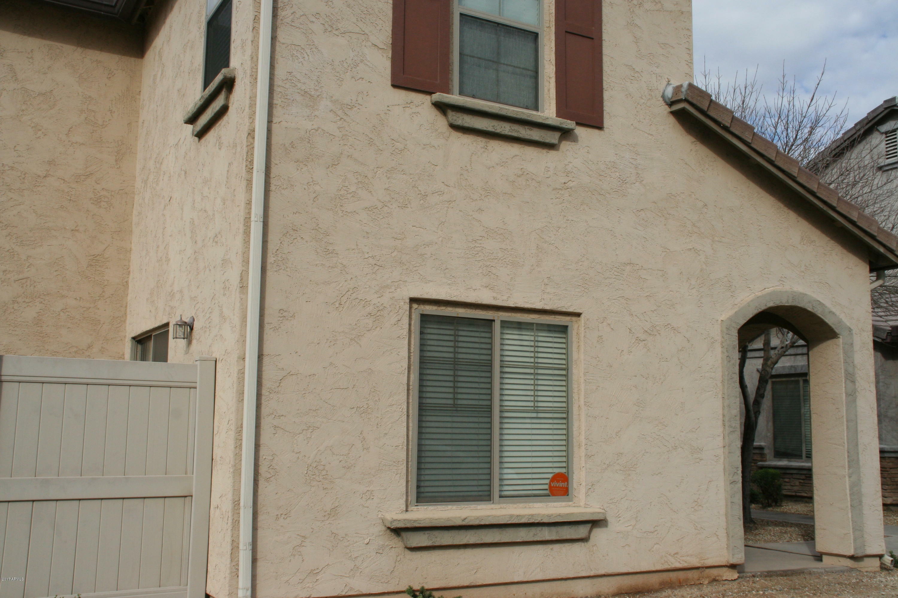 Property Photo: 8420 W Lewis Avenue AZ 85037