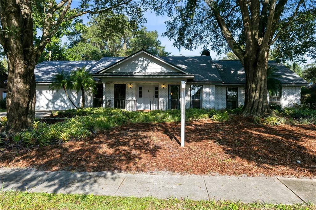 Property Photo:  328 Forest Park Circle  FL 32779 