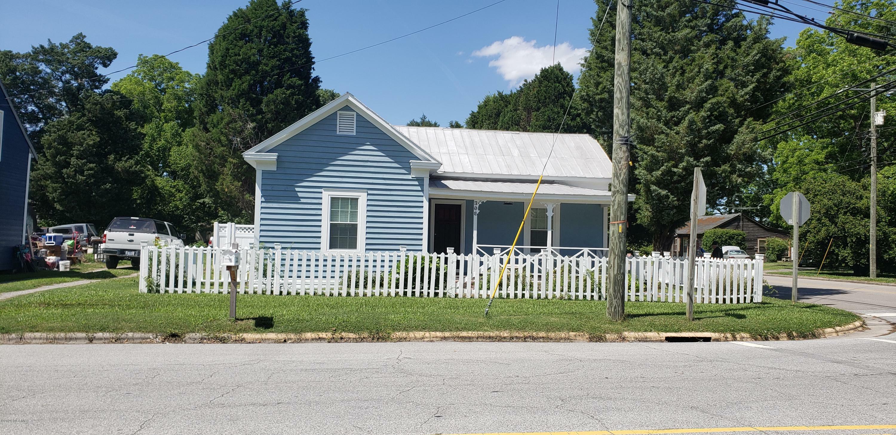 Property Photo: 306 Carteret Street NC 27808
