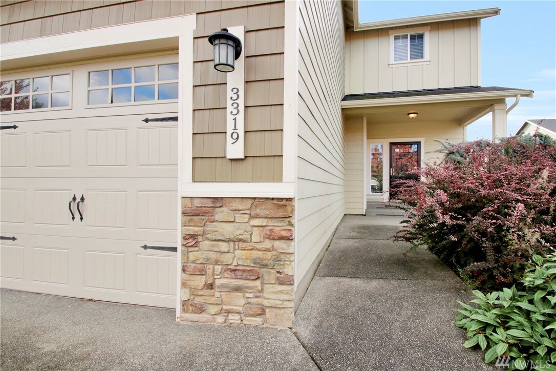 Property Photo: 3319 51st Ct SE WA 98501