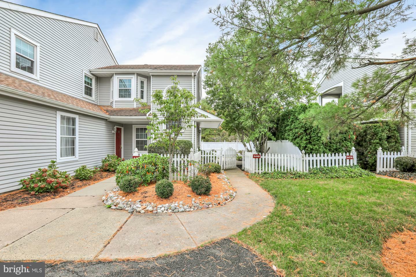 Property Photo: 649 Rose Hollow Drive B PA 19067