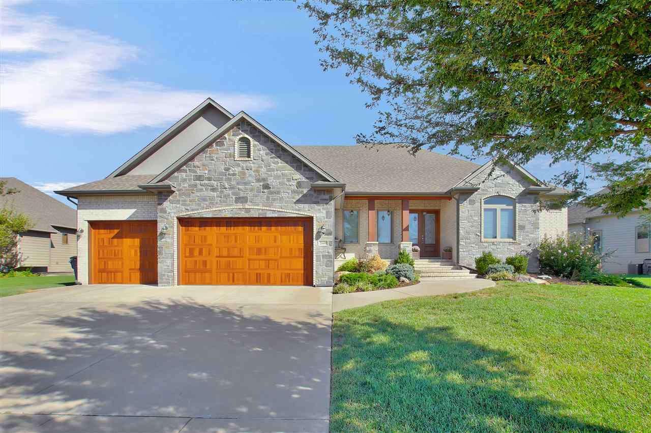 Property Photo:  2669 N Bayside Ct  KS 67205 