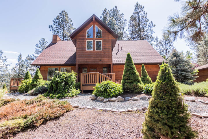 Property Photo:  1206 Fumi Cir  WA 99141 