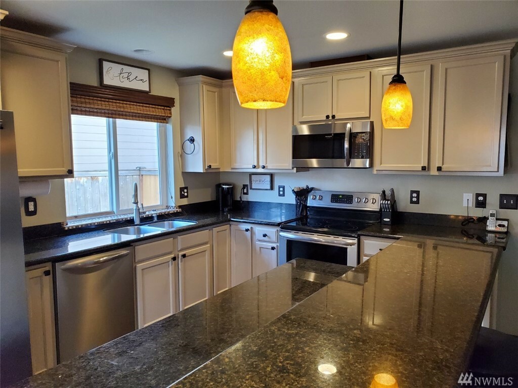 Property Photo:  15172 Durant Dr SE  WA 98597 