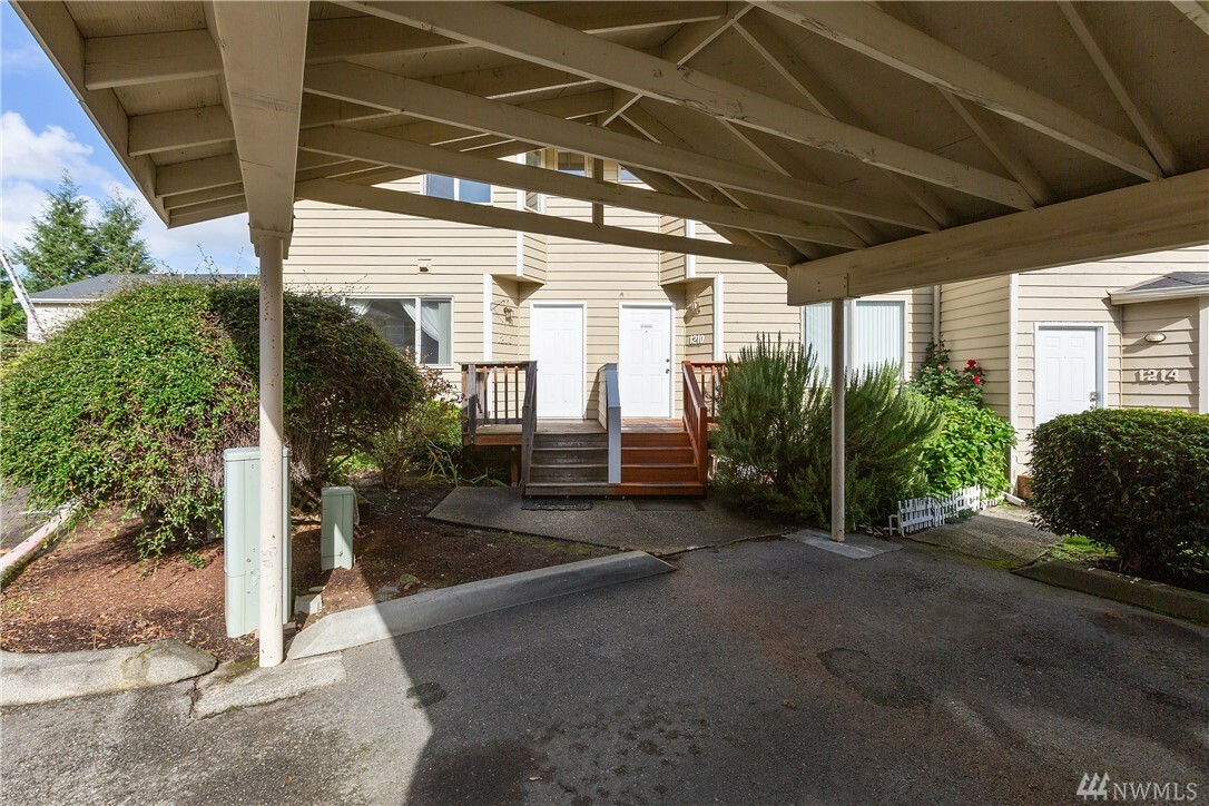 Property Photo:  1206 NE Jasmine Lane  WA 98311 