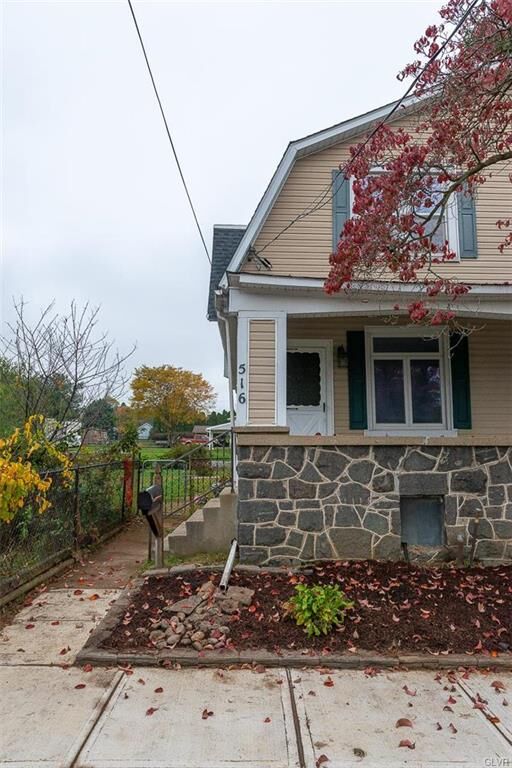 Property Photo:  516 Baltimore Street  NJ 08865 