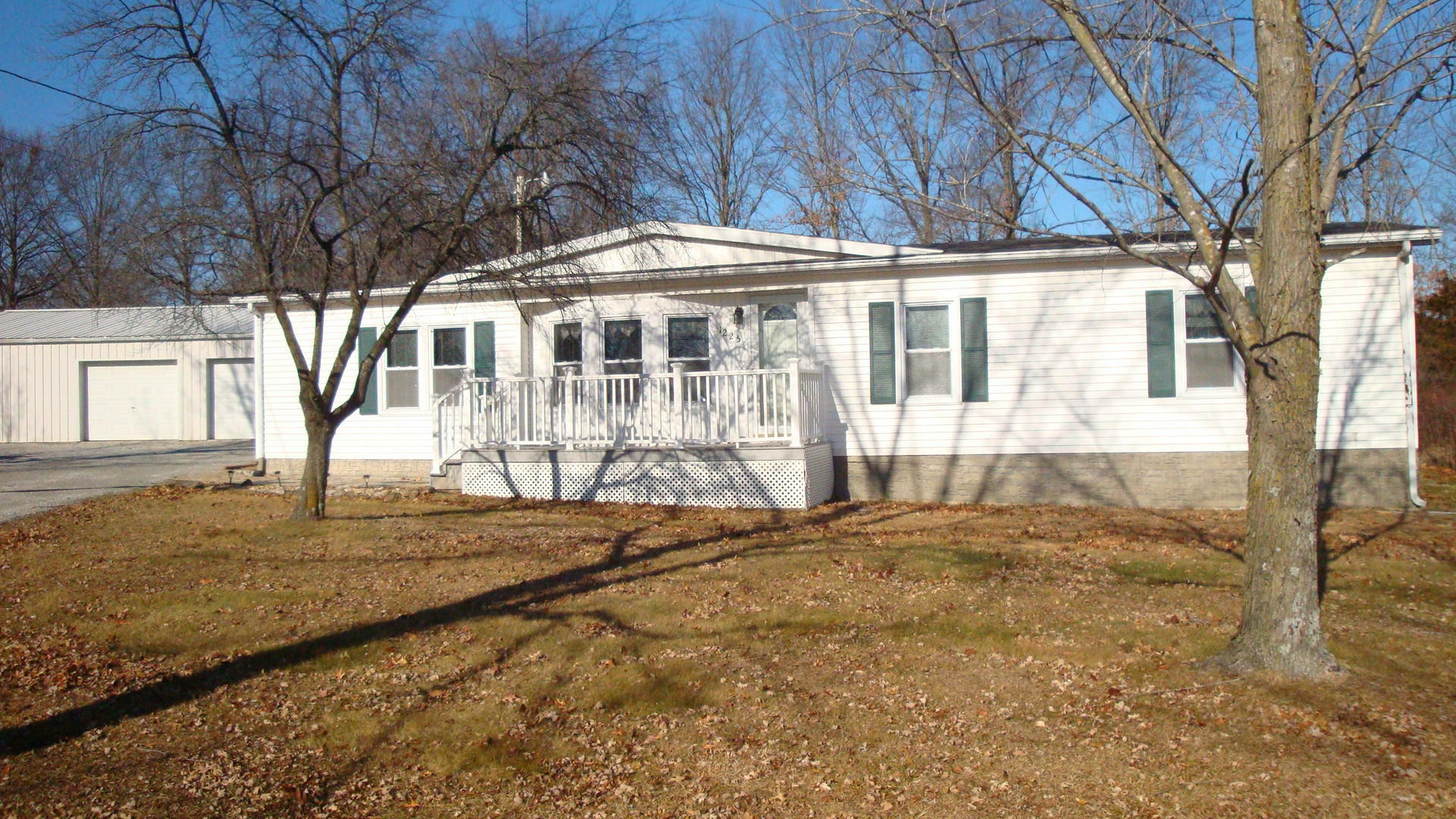 Property Photo:  1225 N Hays Ln  MO 65202 