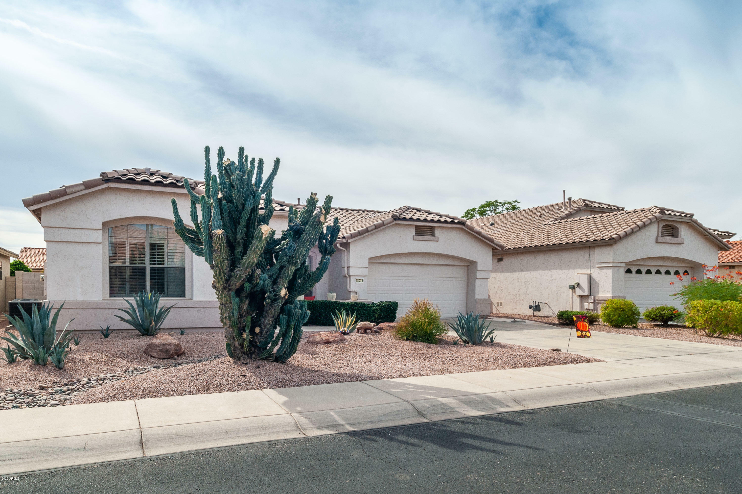 Property Photo: 18075 W Douglas Way AZ 85374