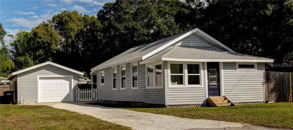 Property Photo: 1529 Scranton Avenue FL 33756