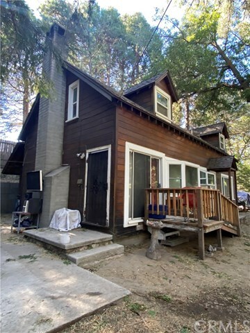 Property Photo:  21979 Cedarpines Drive  CA 92322 