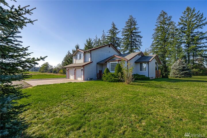 Property Photo: 125 14B Zachary Dr WA 98532