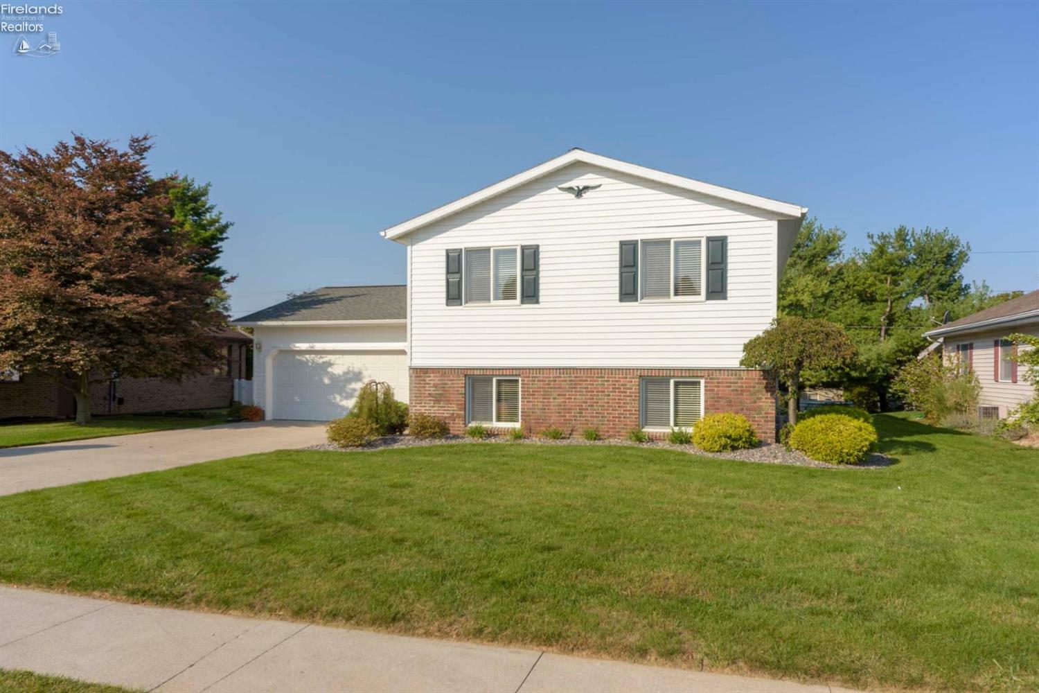Property Photo:  830 Bellaire Drive  OH 44811 