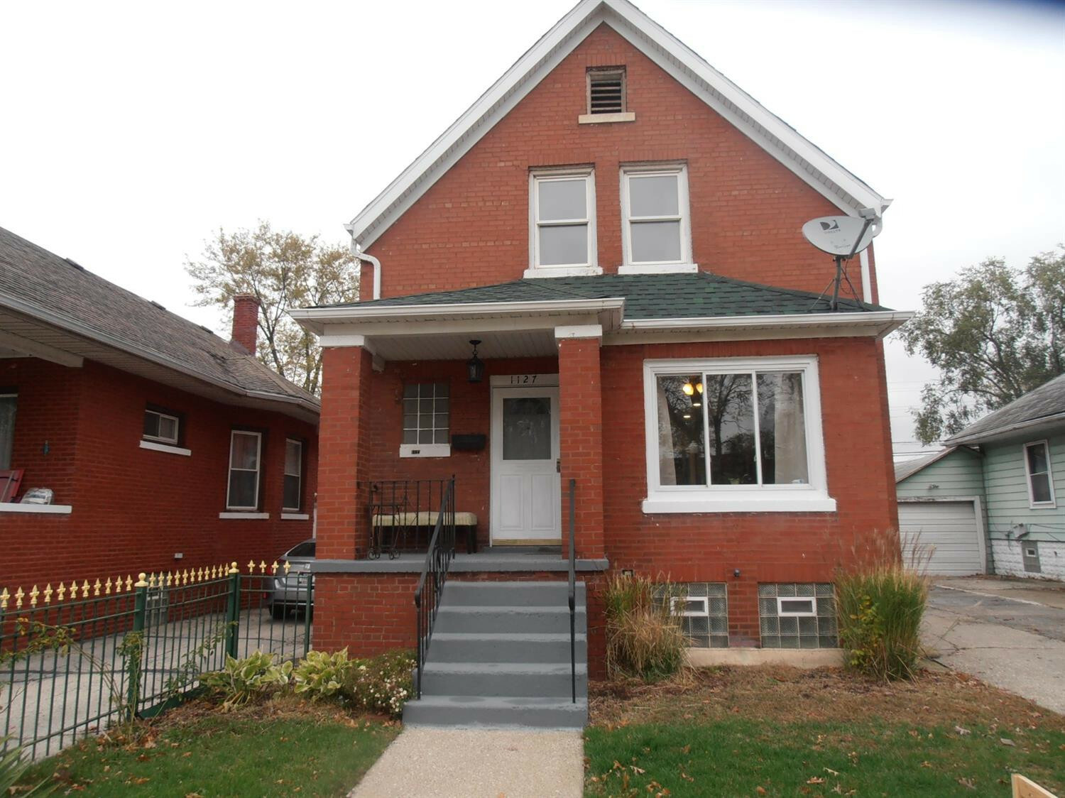 Property Photo: 1127 Summer Street IN 46320