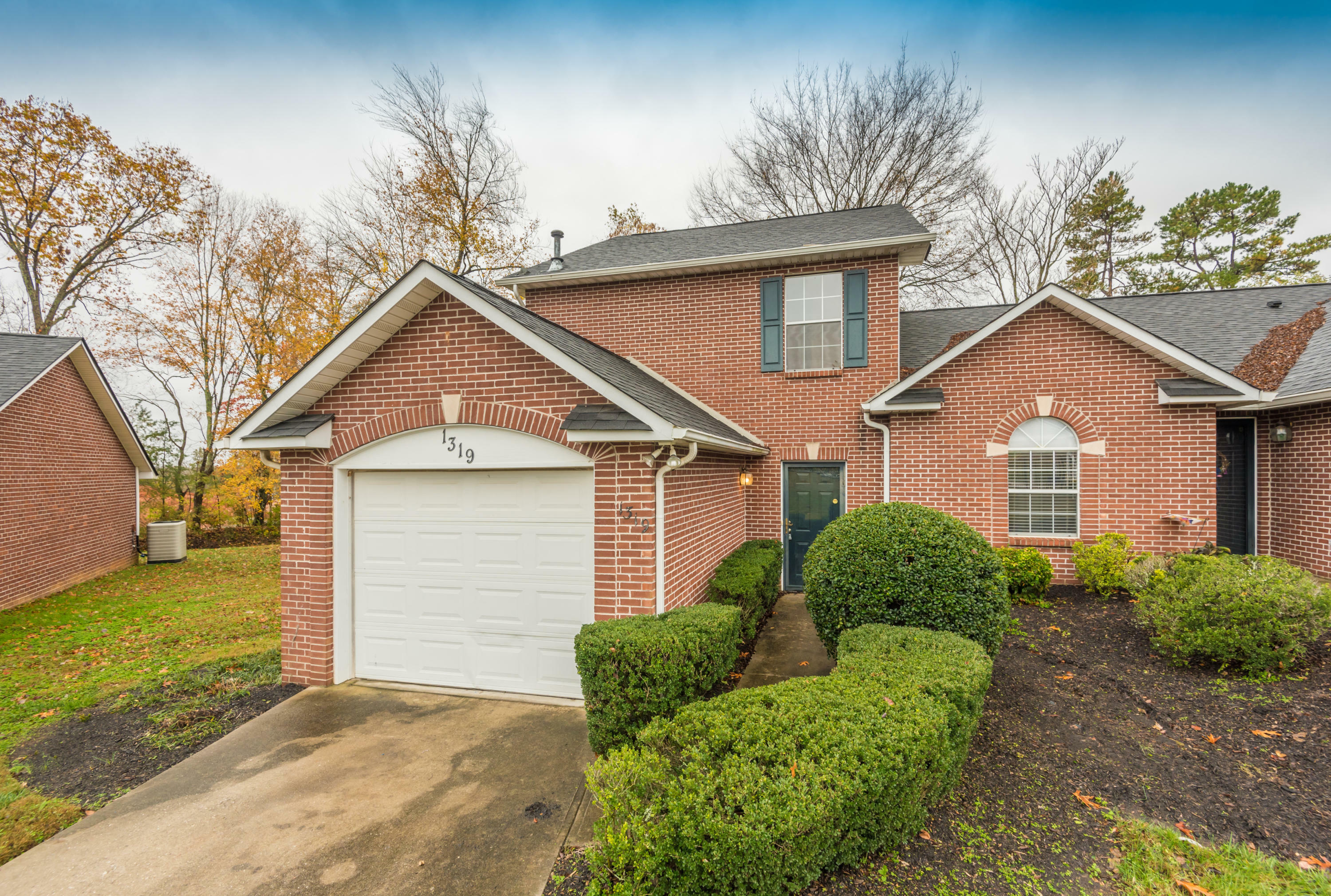 Property Photo:  1319 Remington Grove Lane Lane  TN 37909 