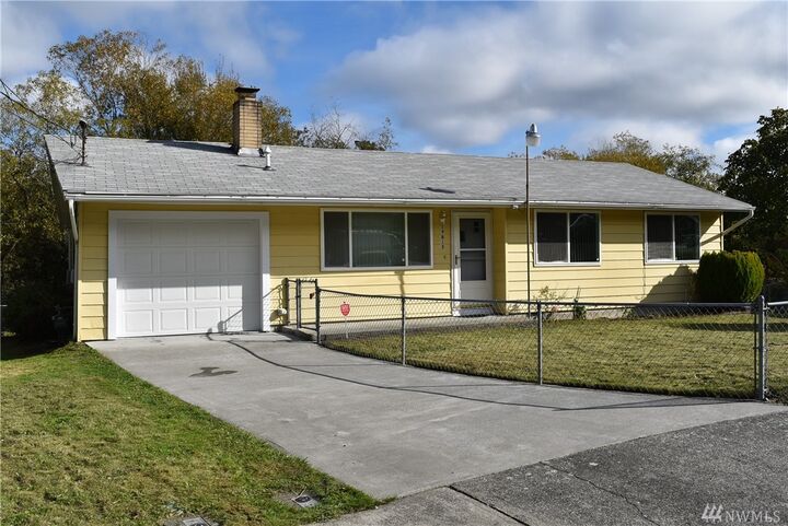 19813 52nd Place W  Lynnwood WA 98036 photo