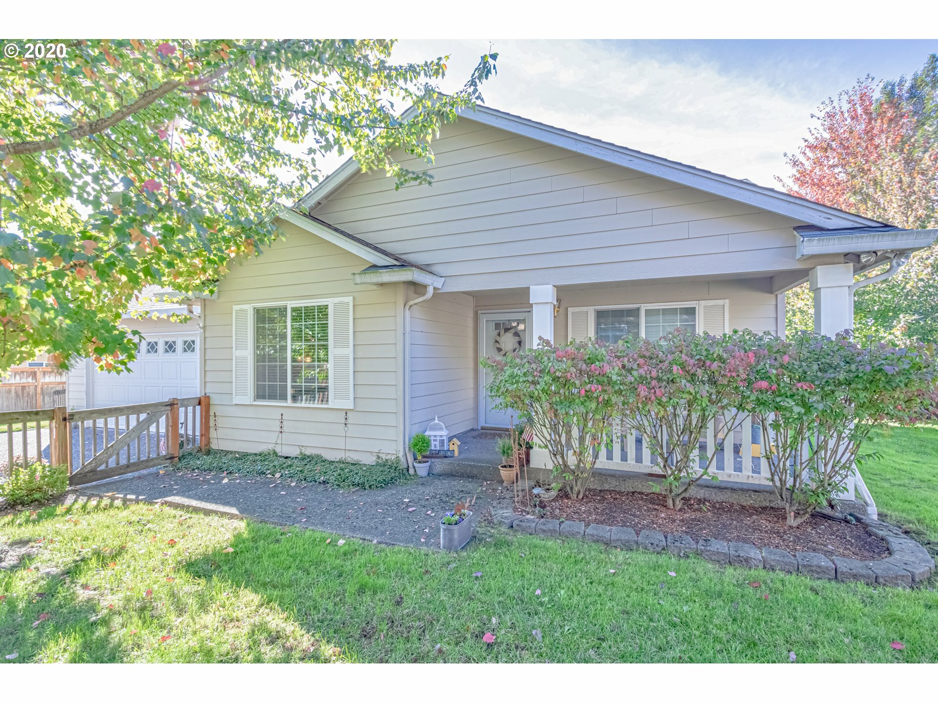 Property Photo:  1108 NW 148th Cir  WA 98685 