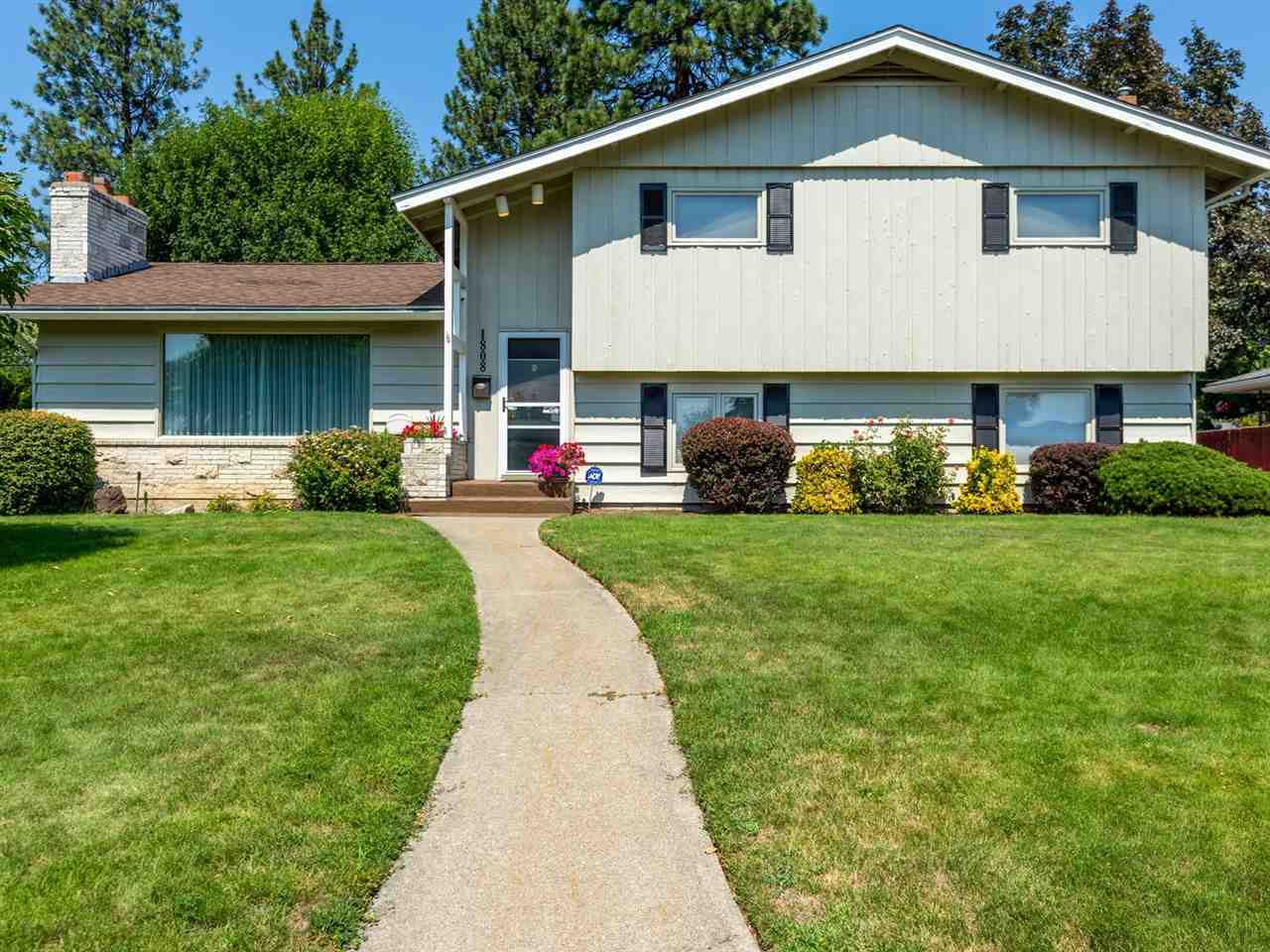 Property Photo:  1808 W Glass Ave  WA 99205 