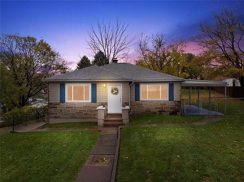 Property Photo:  122 Hillcrest  PA 15237 