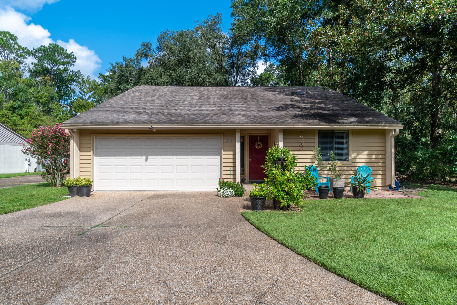 Property Photo:  2489 Sanibel Court  FL 32073 