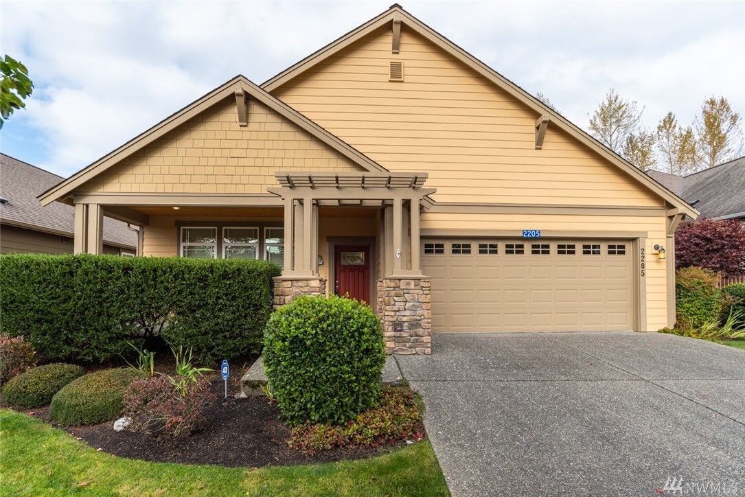 Property Photo: 2205 Noble St WA 98273