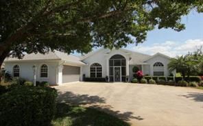 Property Photo:  5724 Angelo Circle  FL 33872 