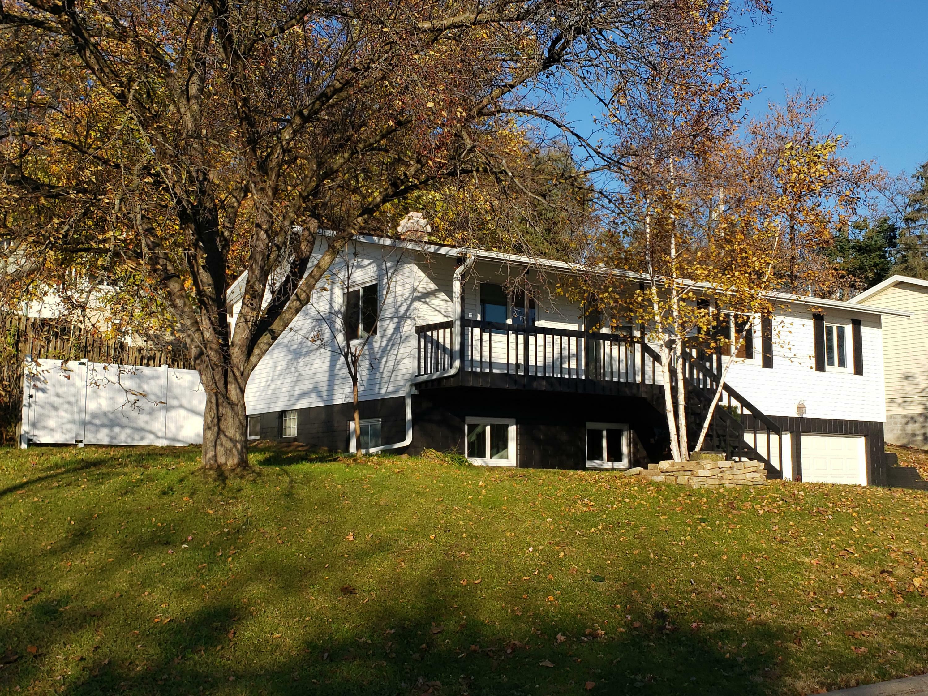 Property Photo:  216 Hill St S  MN 55947 