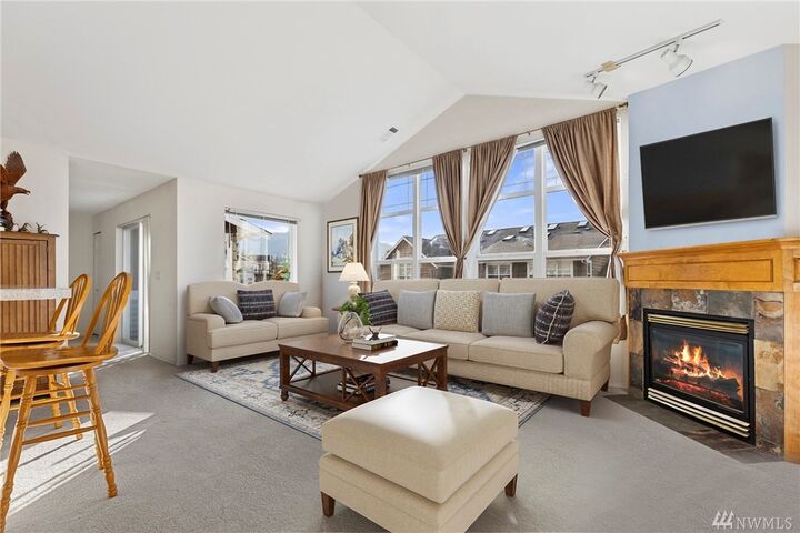 Property Photo:  1410 Mallard View Dr 3  WA 98274 